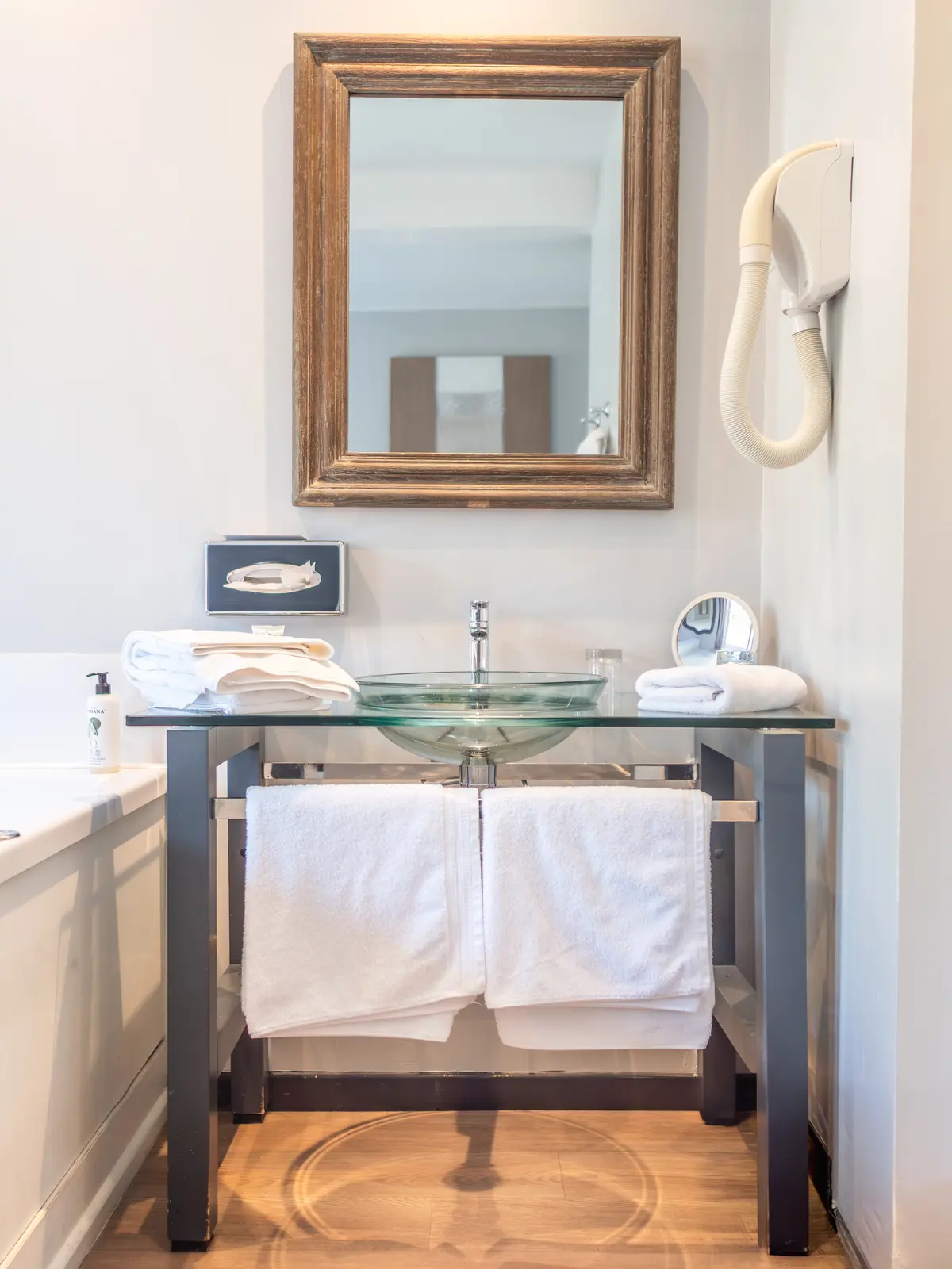 Salle de bain de la Chambre Domaine balnéo