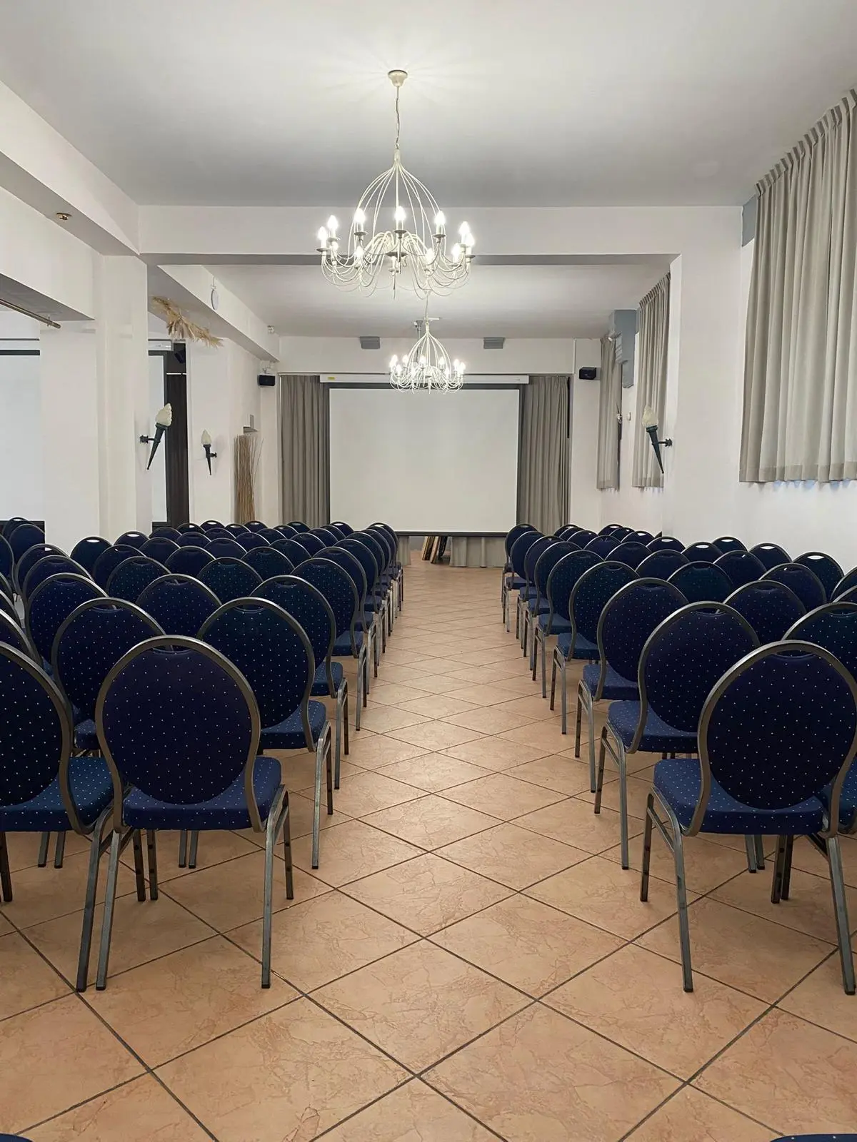 Salle de séminaire en configuration théâtre au Domaine de Joinville